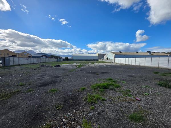 1 200 m² Industrial space