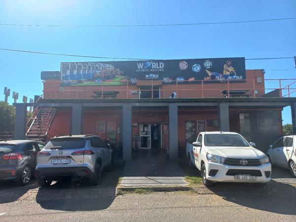 910 m² Commercial space