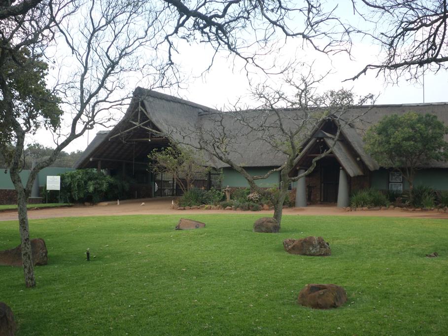 2 500 m² Land