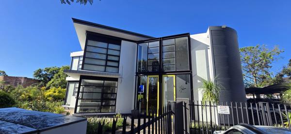 143 m² Commercial space