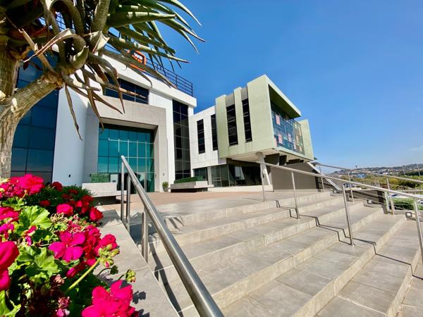 701 m² Office Space