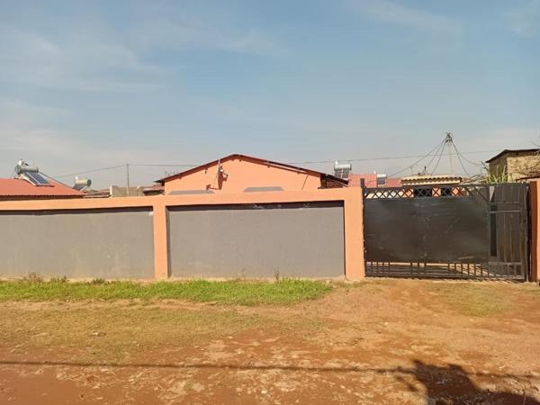 2 Bedroom House