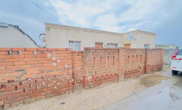 9 Bedroom House
