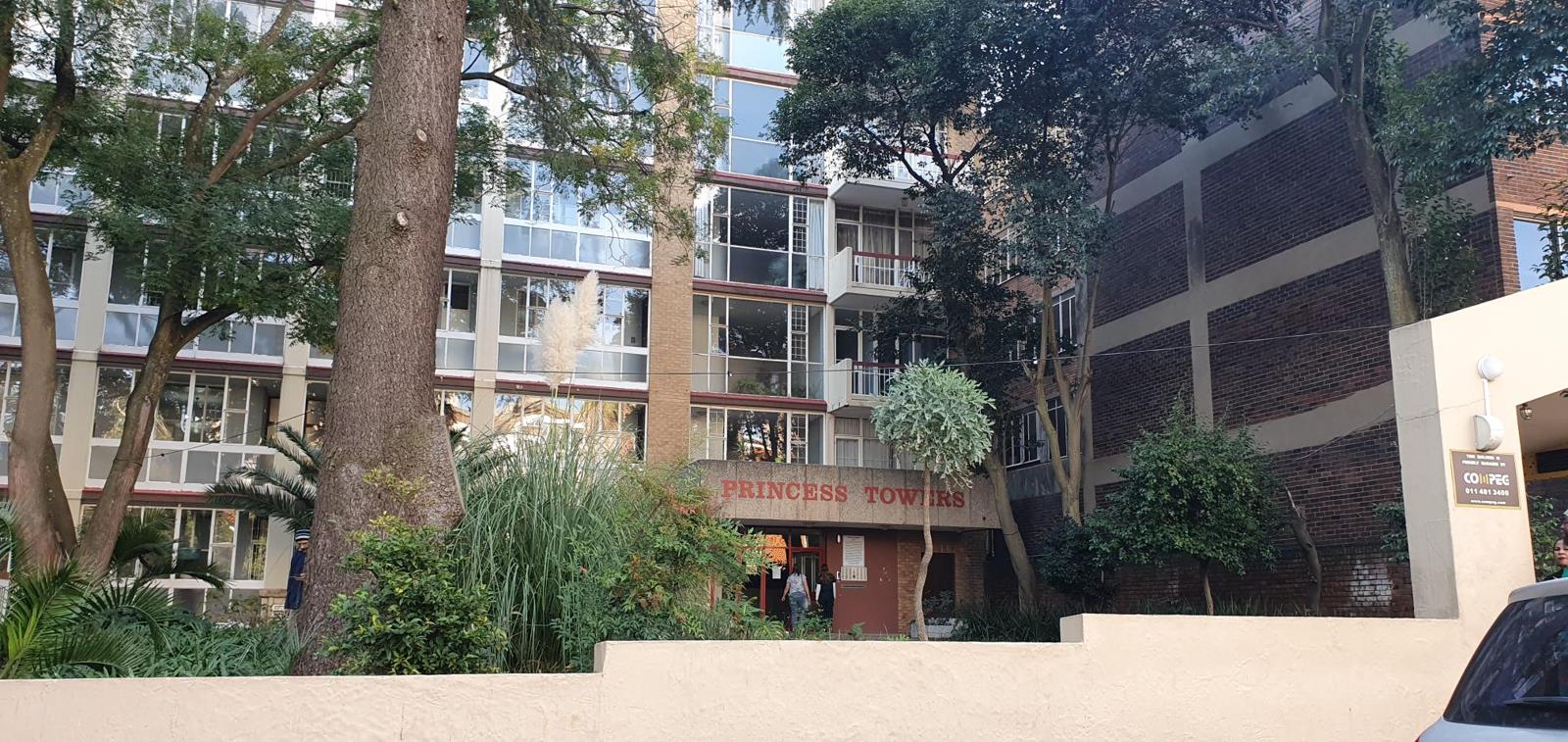 1 Bedroom Flat in Parktown