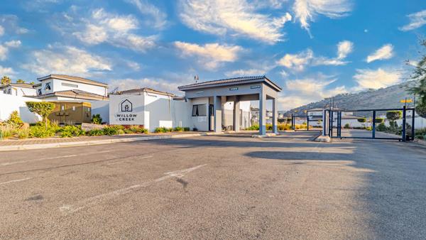 4 Bedroom Townhouse