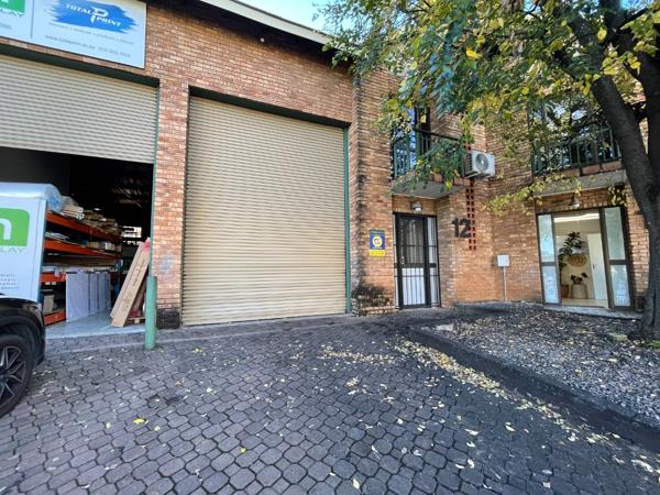 298 m² Industrial space