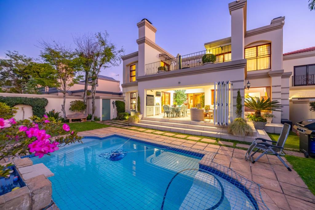 4 Bedroom House
