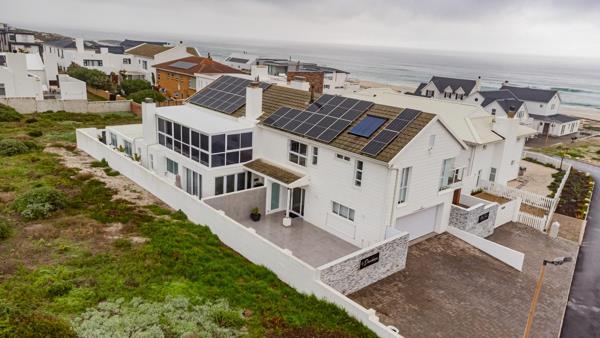 5 Bedroom House