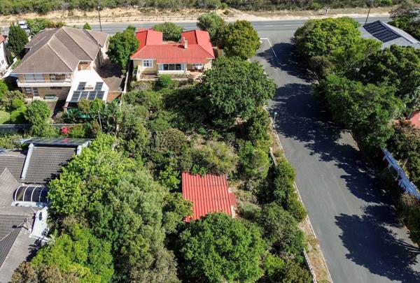 807 m² Land