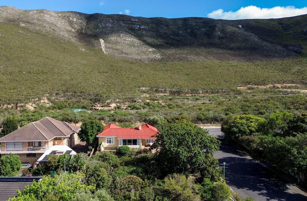 807 m² Land