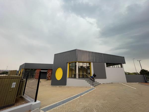 445 m² Industrial space