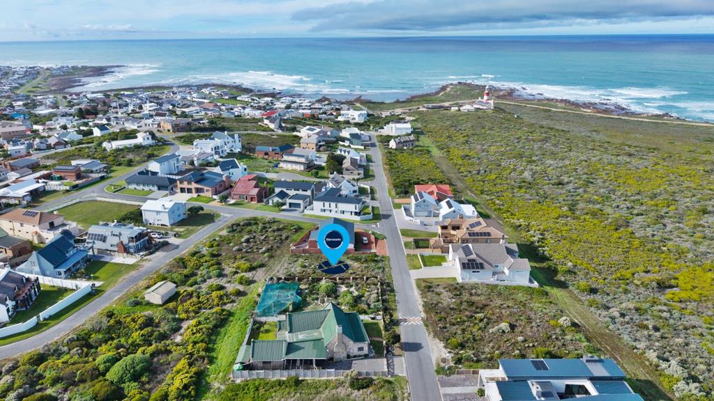 570 m² Land
