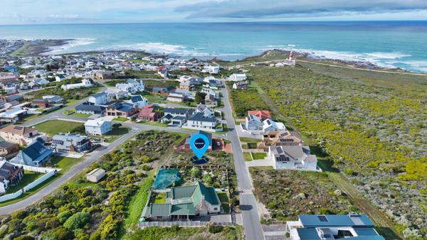 570 m² Land