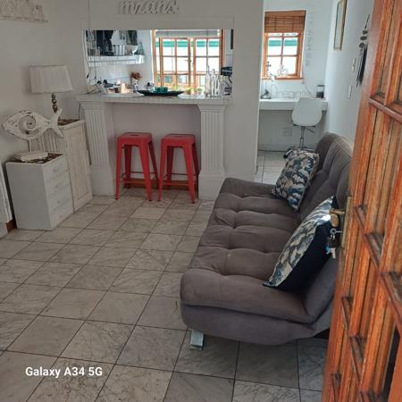 1 Bedroom House