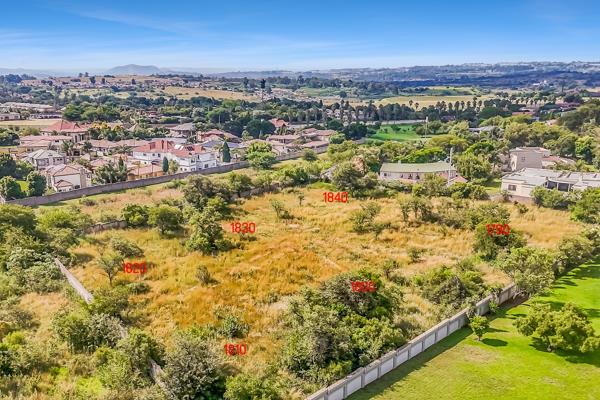 1 134 m² Land