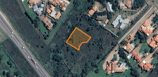 1 209 m² Land