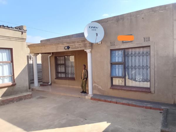 2 Bedroom House