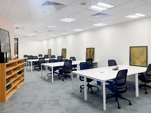 100 m² Office Space