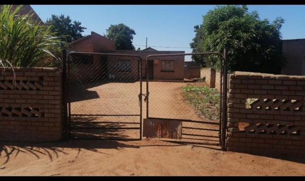 2 Bedroom House
