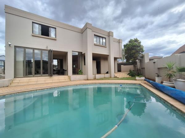 5 Bedroom House