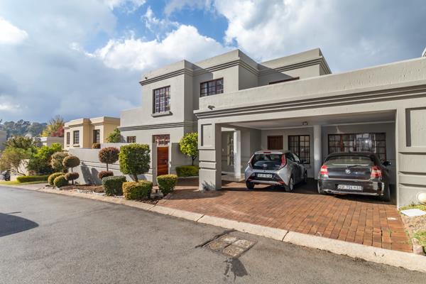 4 Bedroom Townhouse