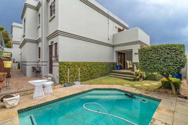 4 Bedroom Townhouse