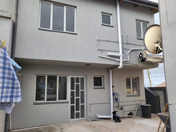1 Bedroom House