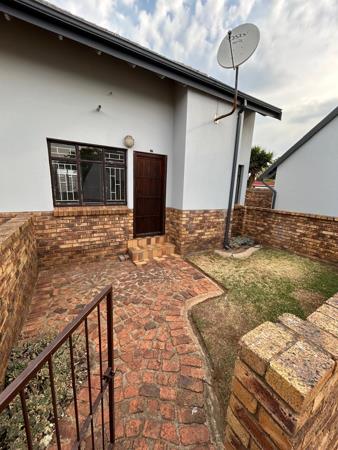 2 Bedroom House