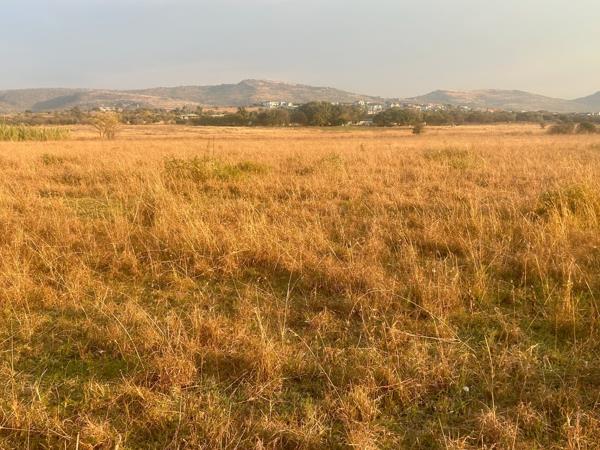 13.7 ha Commercial Farm