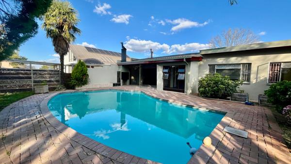 5 Bedroom House