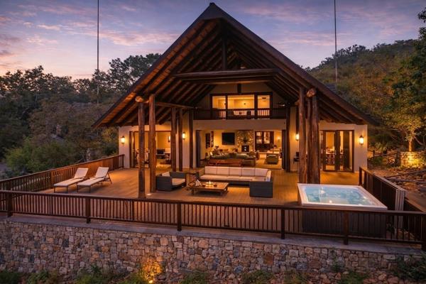 5 Bedroom House