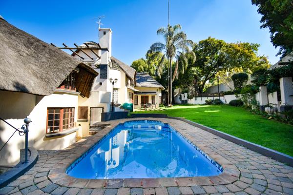 10 Bedroom House