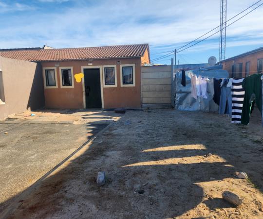 2 Bedroom House