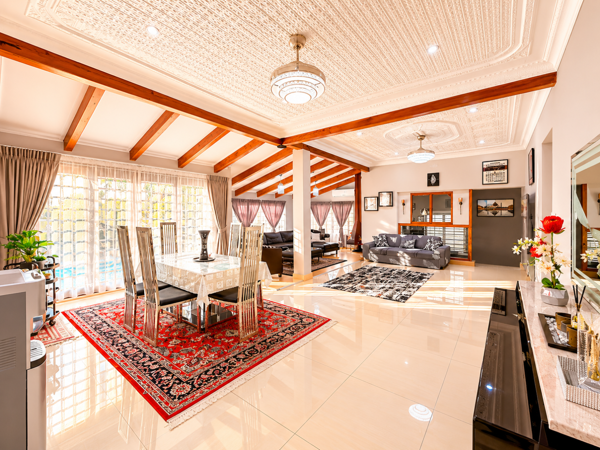 5 Bedroom House