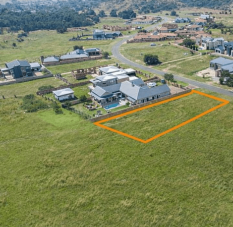 1 315 m² Land