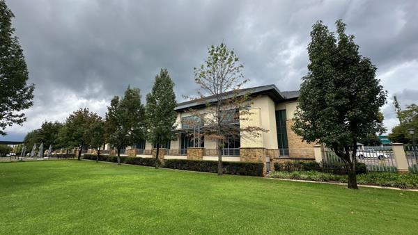 2 000 m² Commercial space