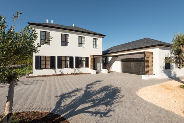 4 Bedroom House