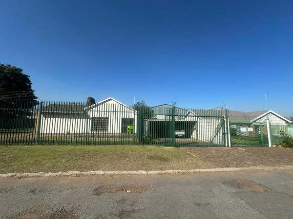 611 m² Industrial space