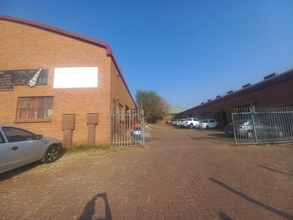200 m² Commercial space
