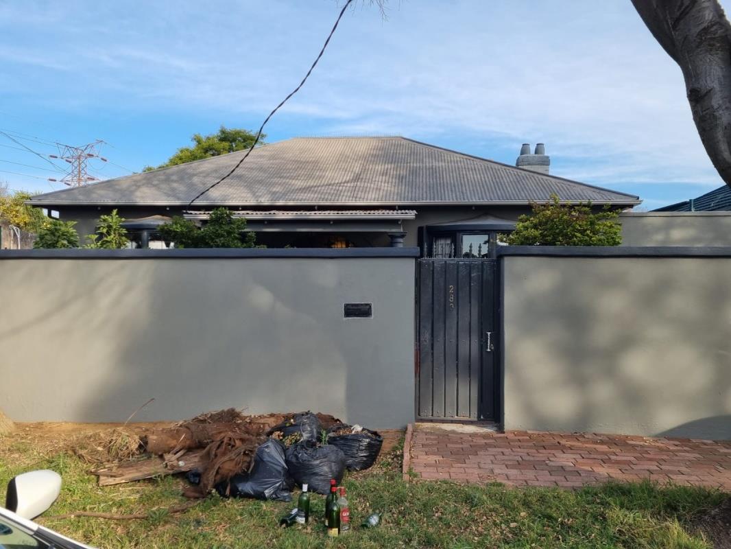 3 Bedroom House in Malvern