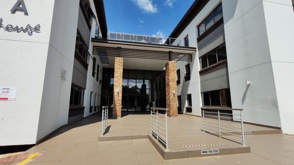 330 m² Office Space