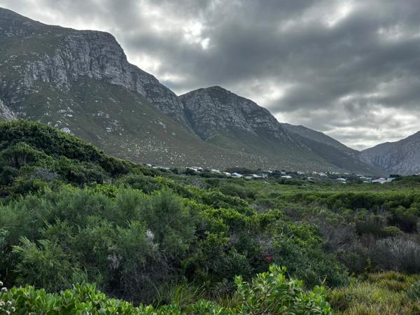 929 m² Land