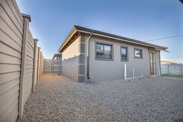 2 Bedroom House