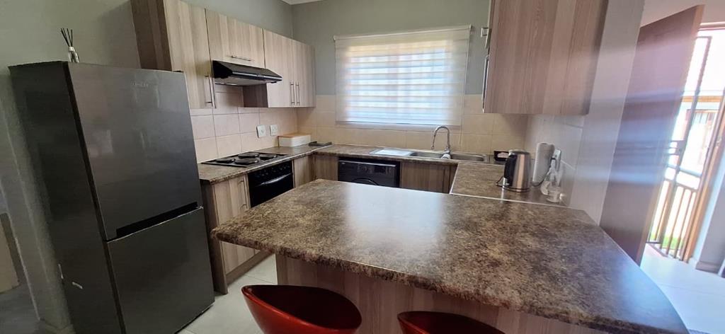 2 Bedroom TownhouseRandpark Ridge - View 3