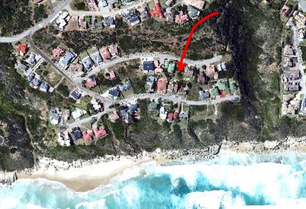 718 m² Land