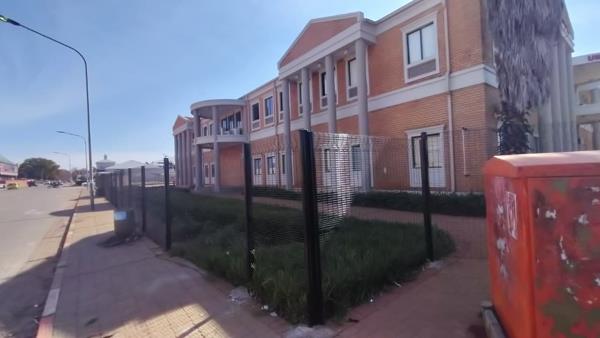2 522 m² Commercial space