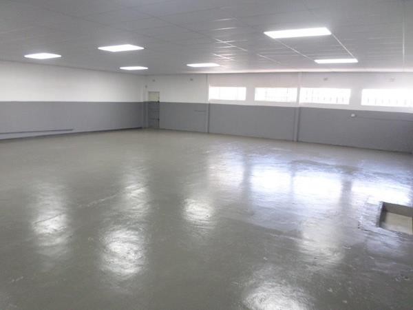 516 m² Industrial space