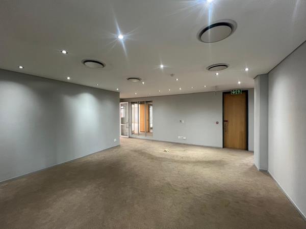788 m² Office Space