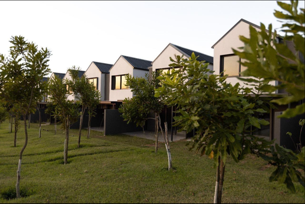 2 Bedroom Duplex