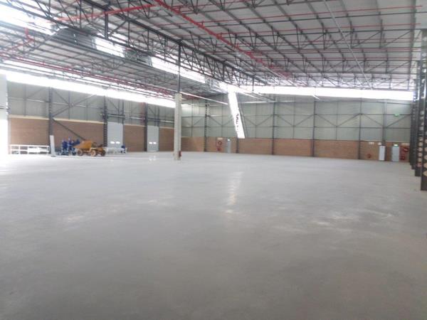 2 208 m² Industrial space